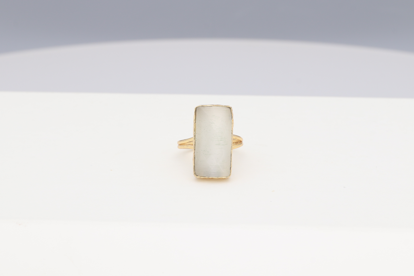 Anillo Piedra rectangular blanco