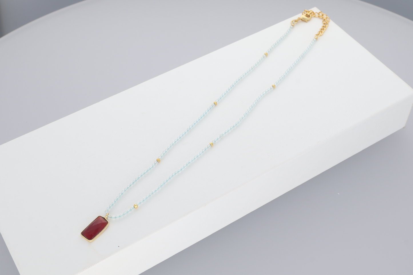 Gargantilla Piedra Burdeos